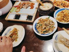 -满园烤鸭·春饼(丰科路万达店)
