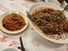 -堂瓦里·33年传统赣菜(第一街区店)