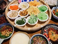 -包整·丝娃娃(甲秀楼景观店)