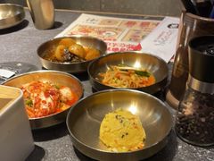 -草家酱蟹炭火烤肉店(珲春南路二店)