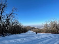 -中旅松花湖滑雪场