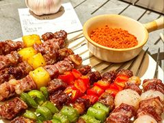 -呼伦一只牛·烧串酒场(陆家嘴店)