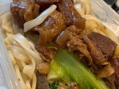 双拼啫啫粉(牛腩+牛筋)-珍珍小食店(西华路店)