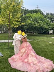 -城市花园婚纱摄影