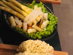 墨鱼鱼籽滑-湊湊火锅·茶憩(和平大悦城店)