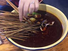 -拈签一笑黄牛肉辣卤串串