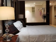 -宜昌均瑶国际酒店(宜昌CBD购物中心夷陵广场店)