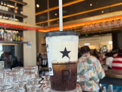 -星巴克臻选(上海合生汇1F店)