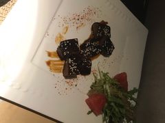 -穹六人间 people 6(岳阳路店)
