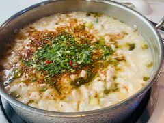 -德林酸菜鱼火锅(南丹店)