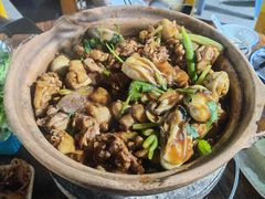 鲍鱼鸡煲-永利炭炉鸡