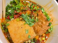 老上海灌汤臭豆腐-串门邻居串串火锅(云南南路店)