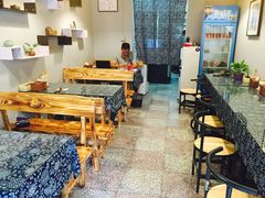 -蜗牛小馆醉乡民谣云南菜(惠新西里店)