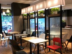 大堂-肯德基(珠峰店)