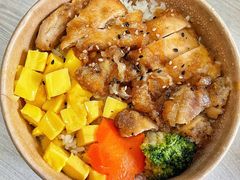 照烧鸡腿饭-8PINTS八品脱·日料·烧鸟·精酿小酒馆(莘庄店)