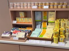 -奈雪的茶(广州万菱汇PRO店)