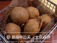 -BHC炸鸡(明洞总店)