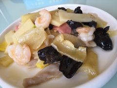 -梅飞酒家(名辉豪庭店)