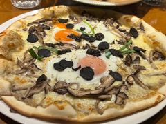 -JINNS锦时 steak&pizza(浸信会礼拜堂旧址店)