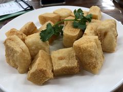 -正宗普宁豆干坊·洪记砂锅粥(红领巾路店)