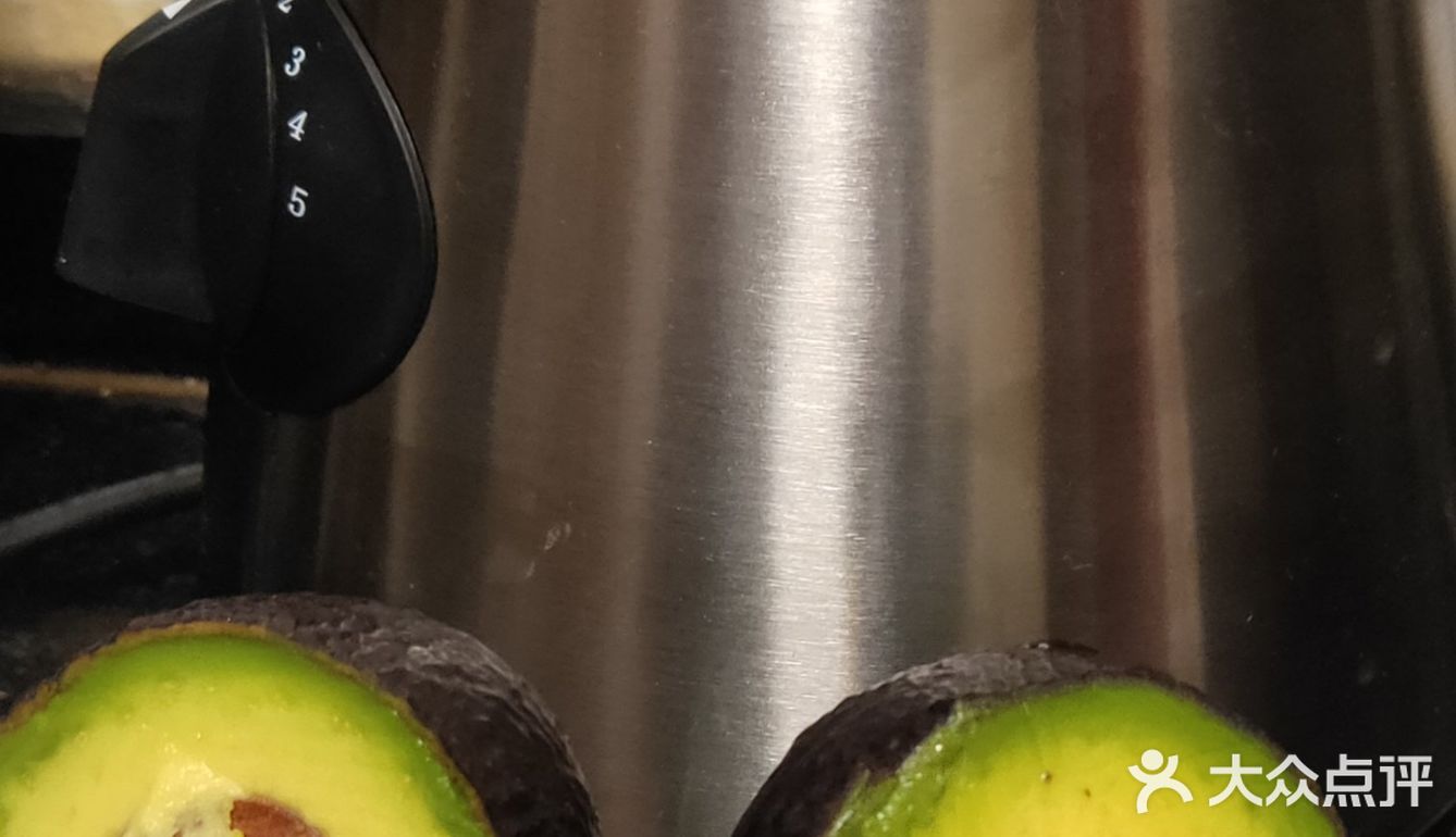 自制牛油果香蕉蛋卷
