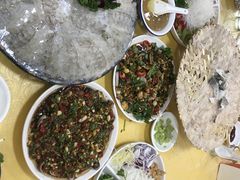 -官塘陈记鱼生·潮汕砂锅粥·牛肉火锅(潮枫路总店)