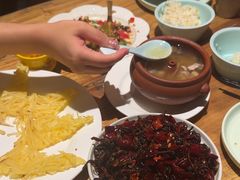 -缘生态云南菜·野生菌庭院餐厅(华侨城店)