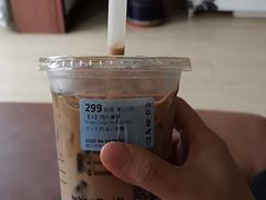 -瑞幸咖啡(凯德埃德蒙顿路店)