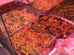 -老六素货(王顶堤店)