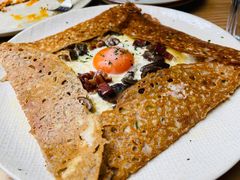 鸡蛋蘑菇熏肉荞麦可丽饼-RAC BAR(安福路店)