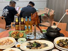 -荣基四海一家·家常菜·海鲜大排档(新安店)