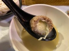-鲜入围煮花胶鸡海鲜火锅