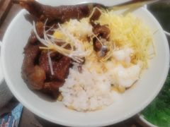 -黑白电视长沙小吃(美林M·LIVE天地东座店)