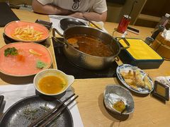 -枝魯枝魯自助料理