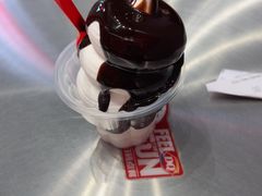 -DQ·蛋糕·冰淇淋(大宁国际商业广场店)