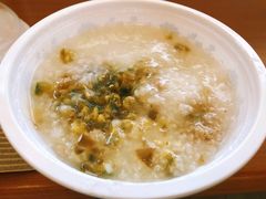 -全家便利店(漕溪北路七店)