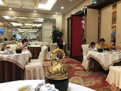 大堂-广州酒家(昌岗地铁站店)