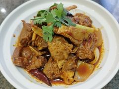 -何猫特色黄焖羊肉