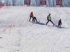 -北京亚布洛尼朝阳公园滑雪场