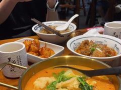 -黑白电视长沙小吃(美林M·LIVE天地东座店)