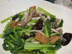 -梅利汴京烤鸭•开封豫菜地标店(东大街店)