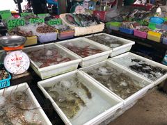 -拉威海鲜市场