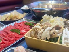 -由衷贵州酸汤牛肉火锅(新桥店)