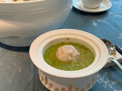 芦蒿清炖狮子头-扬州香格里拉·香宫中餐厅
