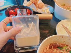 -W COLLECTIVE  DESSERT SHOP