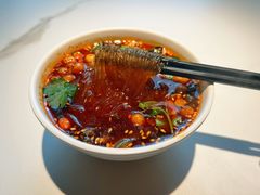 酸辣粉-麻六记(新天地店)