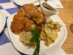 脆皮烤猪肘-Paulaner·德国帕拉娜自酿啤酒餐厅(海上世界店)