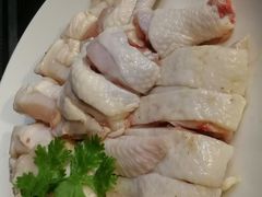 吃稻谷文昌鸡-千岛蚝高压锅生蚝·人参火锅(白云万达店)