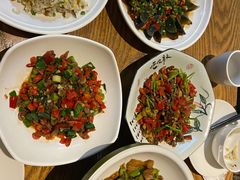 小炒黄牛肉-茅炒屋龙虾·烧烤·湘菜(新河路店)