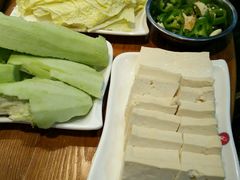 -咱屯子铁锅炖直营店(保利店)